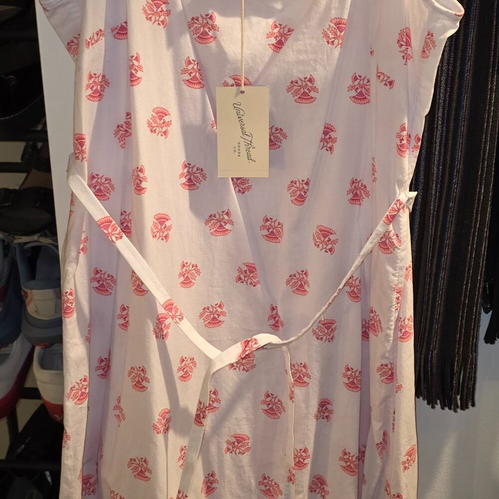 Light Spaghetti Strap Dress with a tie-back - Picture 1 of 2